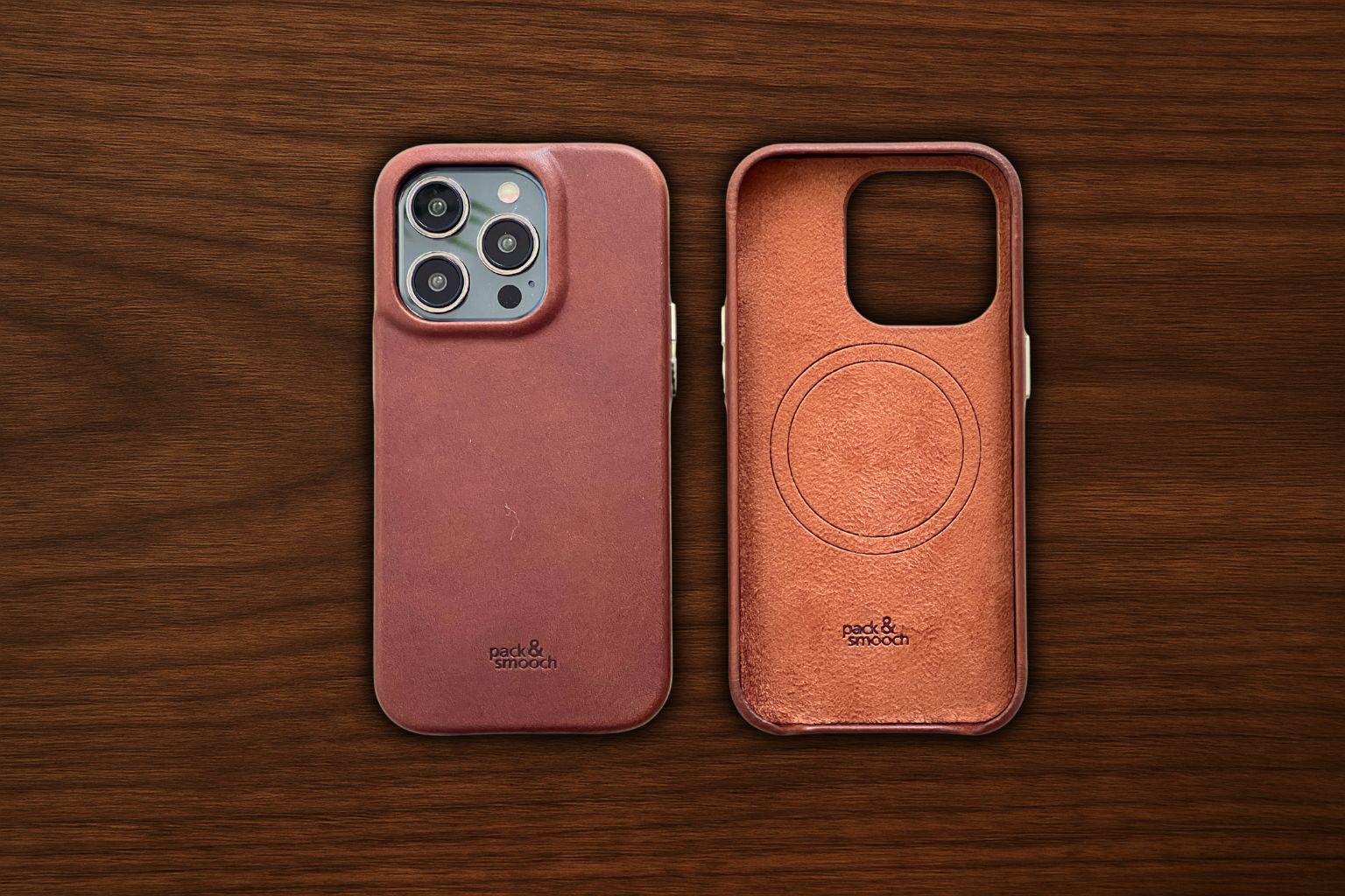 iPhone Lederhülle CHESTER - Leder oder Alcantara case Farbe: Hellbraun Größe: iPhone 15 Pro Pack & Smooch