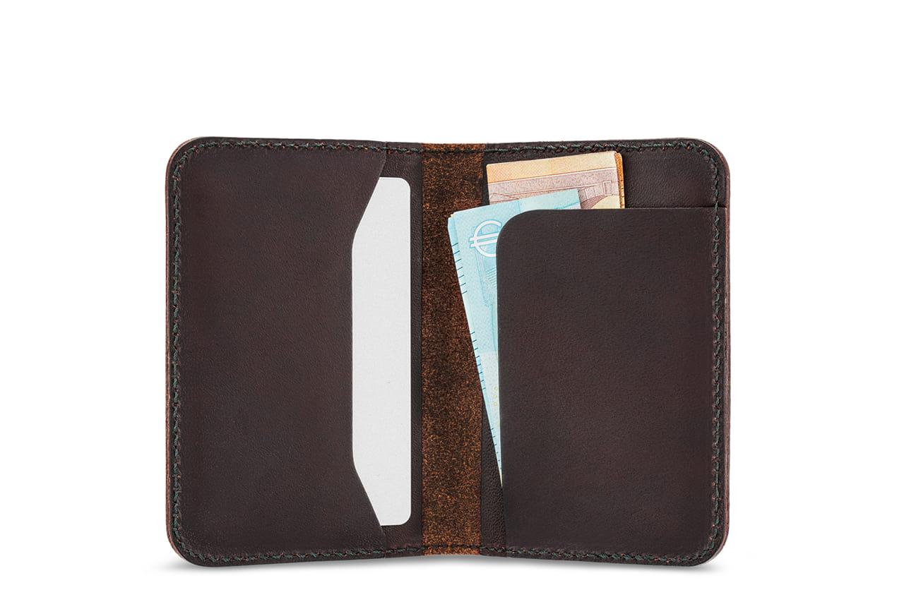 HERFORD Miniwallet – Kartenetui aus Premium-Leder in Schokobraun, schlankes Design, handgefertigt in Deutschland.