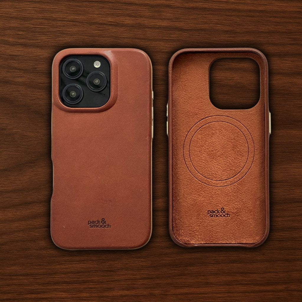 IPhone case for iPhone 16 Pro Max in light brown leather, outside and microfibre lining side by side, model CHESTER