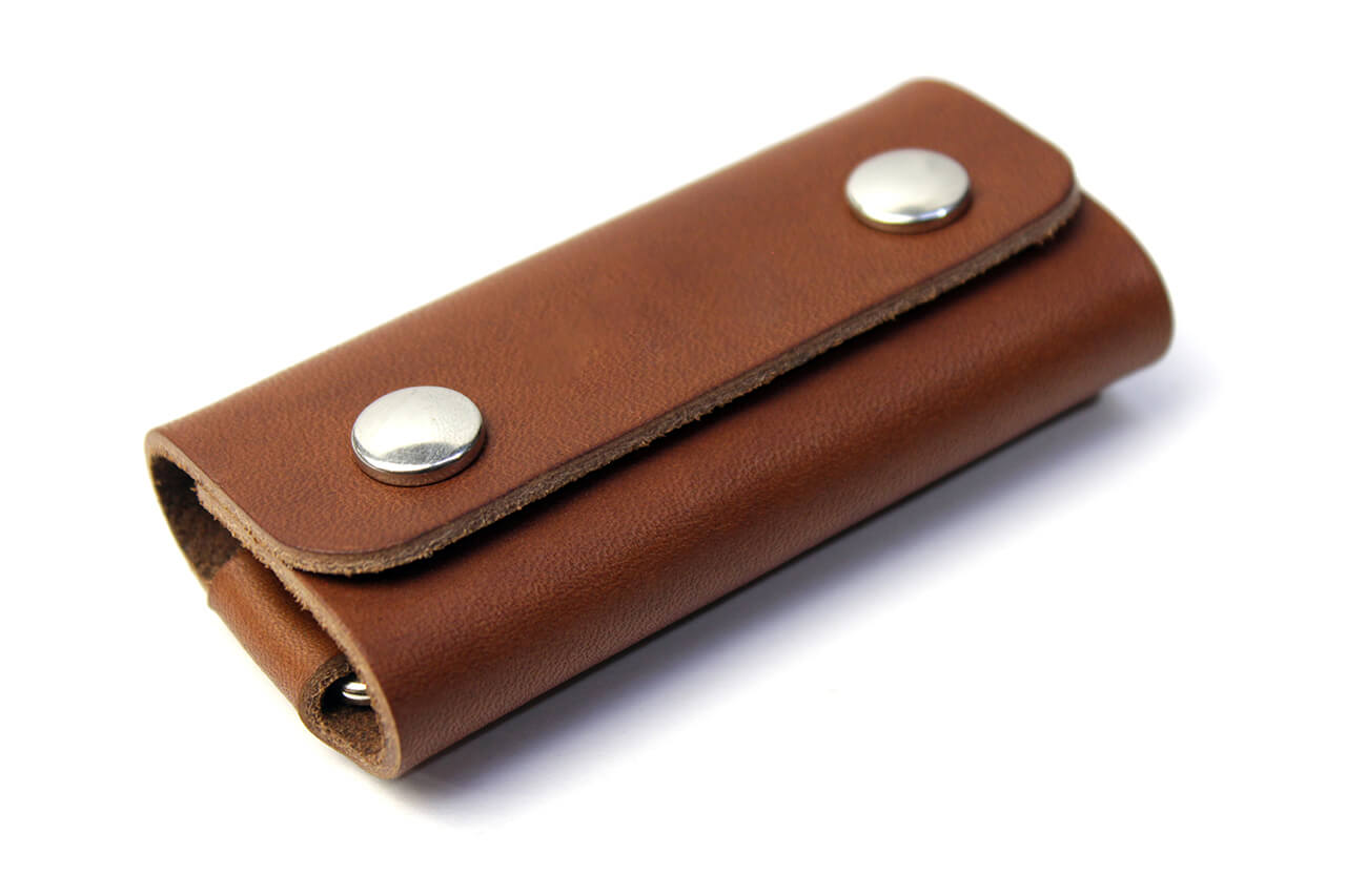 Schlüsselmäppchen FESTMOKER aus Leder Farbe: Schwarz Pack & Smooch