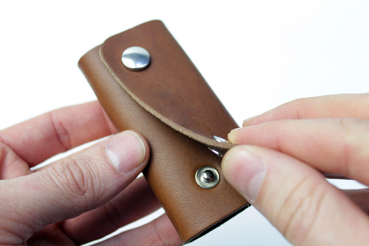 Schlüsselmäppchen FESTMOKER aus Leder Farbe: Hellbraun Pack & Smooch