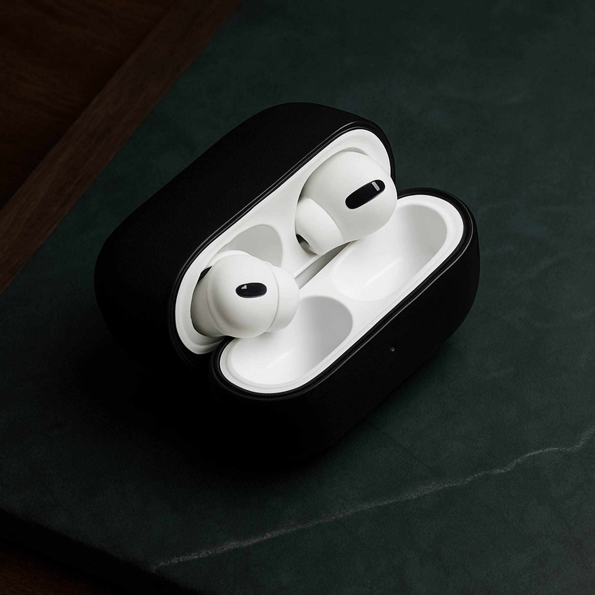 AirPods und AirPods Pro Case OTLEY aus Leder