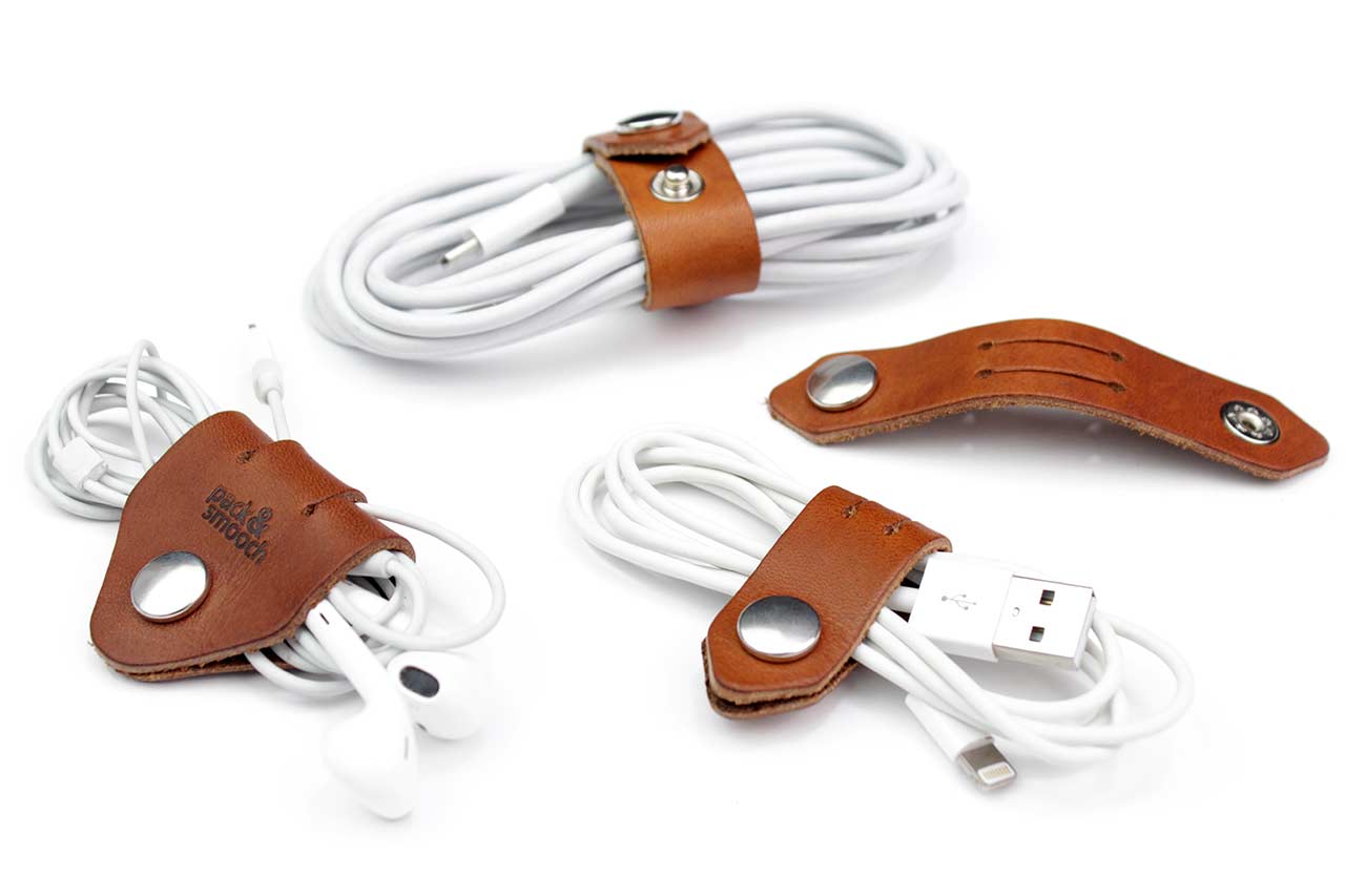 Cable organizer set made of leather - light brown