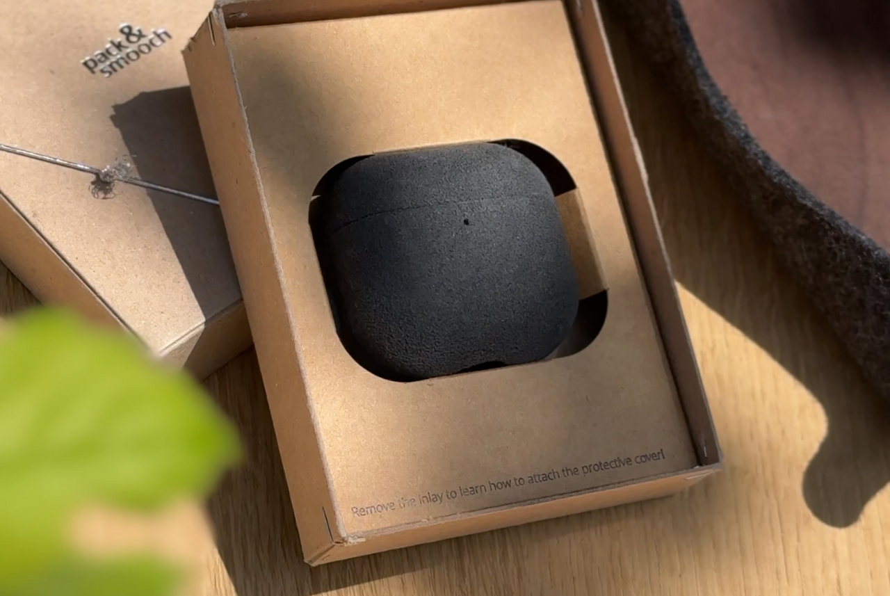 AirPods und AirPods Pro Case OTLEY aus Leder/ Alcantara