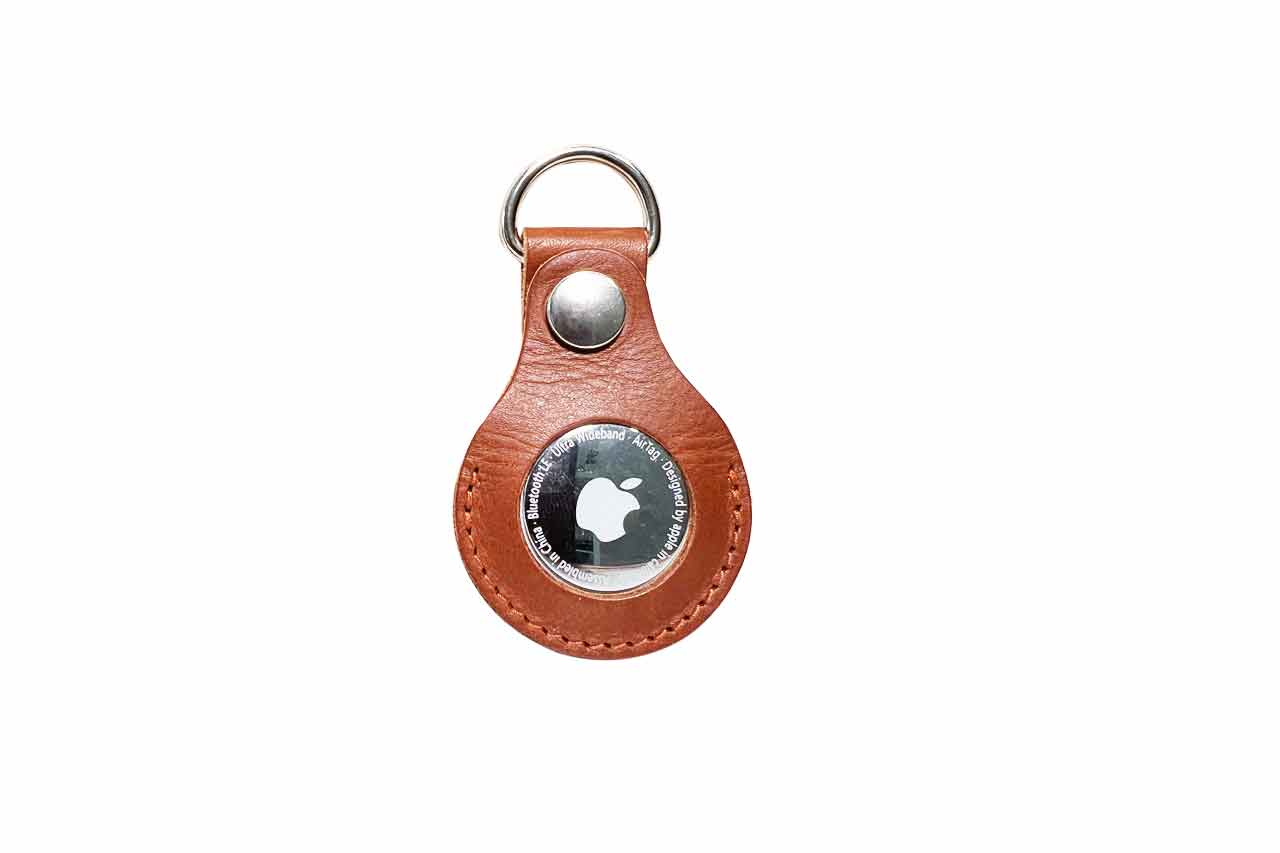 AirTag Holder / Keychain made of leather