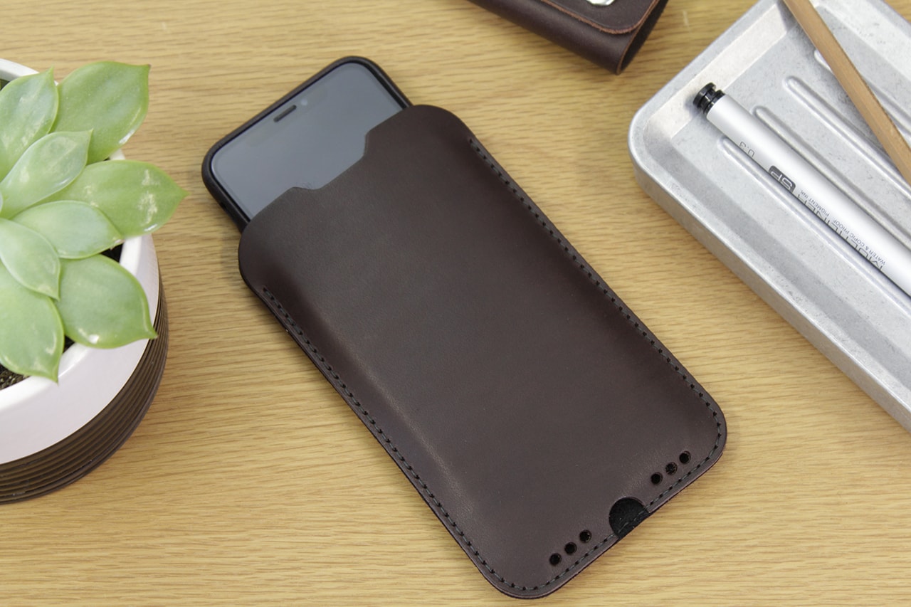 iPhone Sleeve aus Wollfilz und Leder 