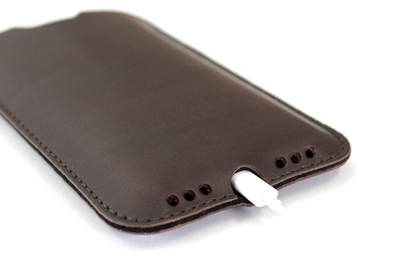 Leather case Kingston for iPhone