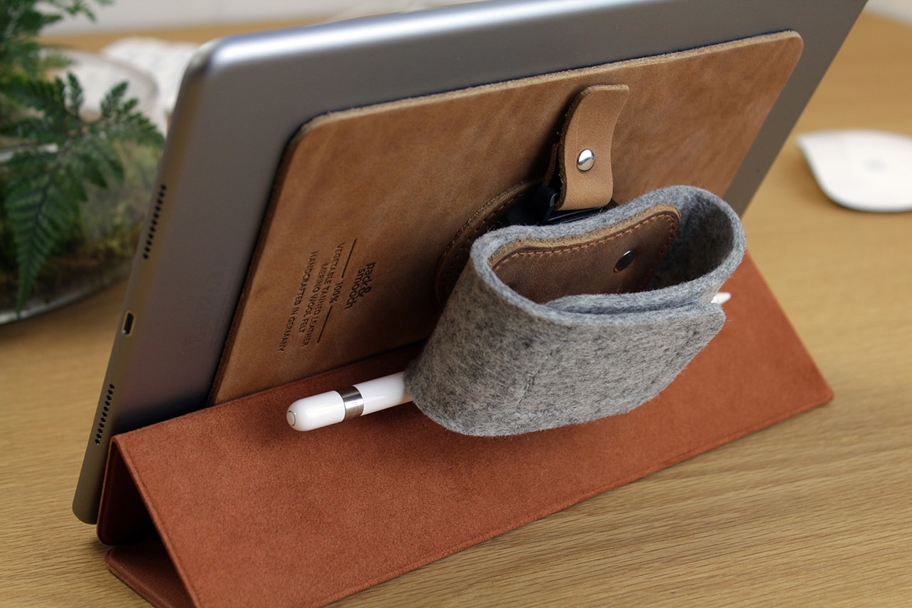 iPad / Tablet holder TAPSTRAP with hand strap